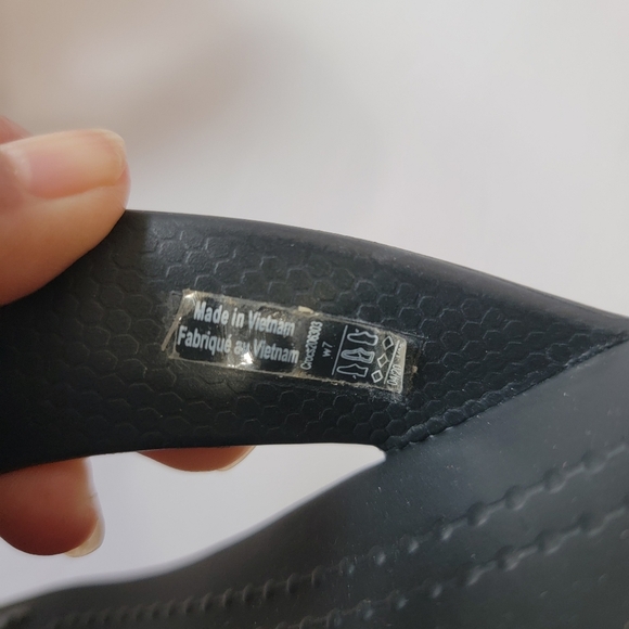 Crocs Monterey Hammered Metallic Wedge Flip Sandals  Womens Sz 7 Comfort Casual - Picture 8 of 10